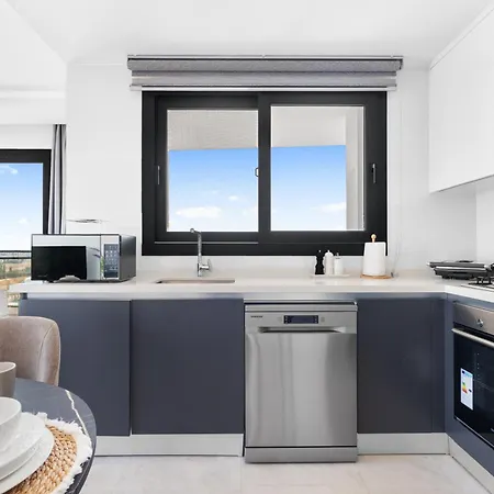 Daire Globalstay Modern 1br With Infinity Pool