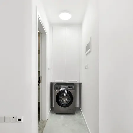 Globalstay Modern 1br With Infinity Pool Daire Trikomo